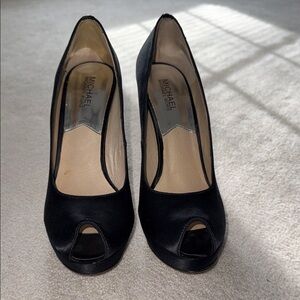 Michael Kors Elegant Black Peep Toe Heels